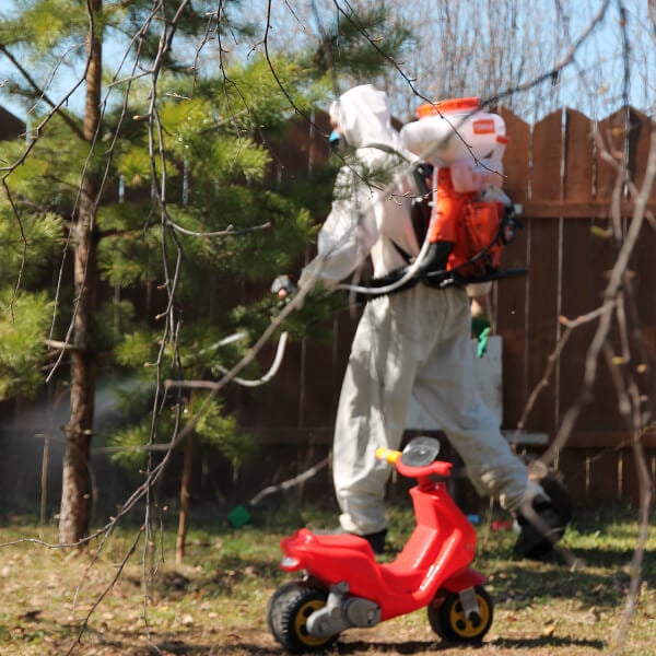 Обработка участка от клещей в Миассе?